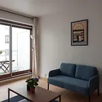Cocoon Of Love With Balcony In The 11Th